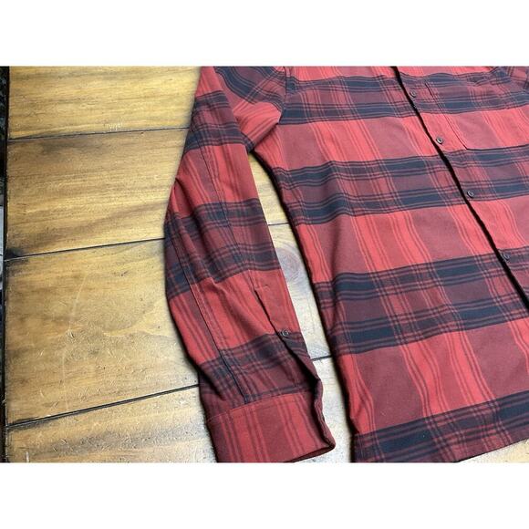 Lululemon Shirt Mens Large Red Black Buffalo Plaid Masons Peak Flannel Commuter - Picture 3 of 12